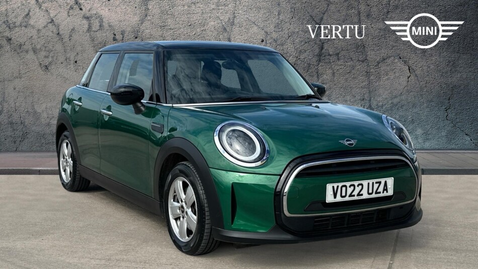 MINI Hatchback 1.5 Cooper Classic 5dr Petrol Hatchback